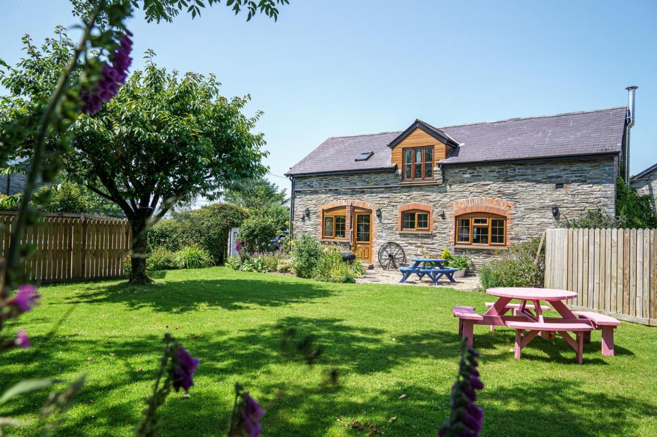 Croft Farm & Celtic Cottages Cardigan Exterior photo